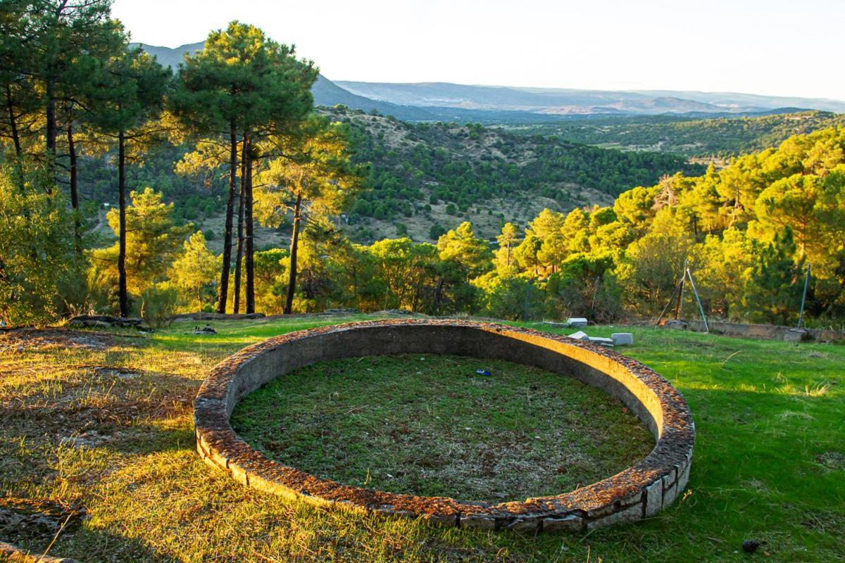 Casa Cadalso, Mirador De Gredos, Madrid Guest House Cadalso de los Vidrios Exterior photo